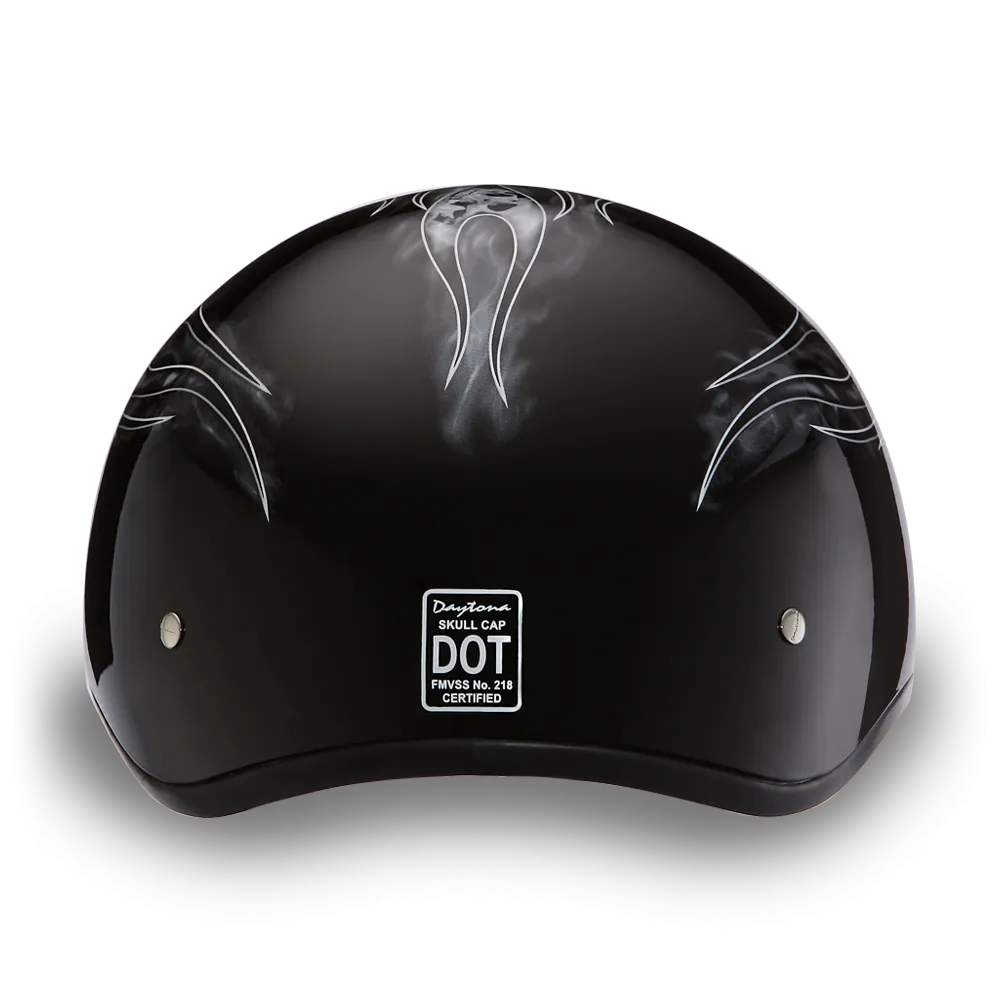 D6-SFS D.O.T. DAYTONA SKULL CAP - W/ SKULL FLAMES SILVER