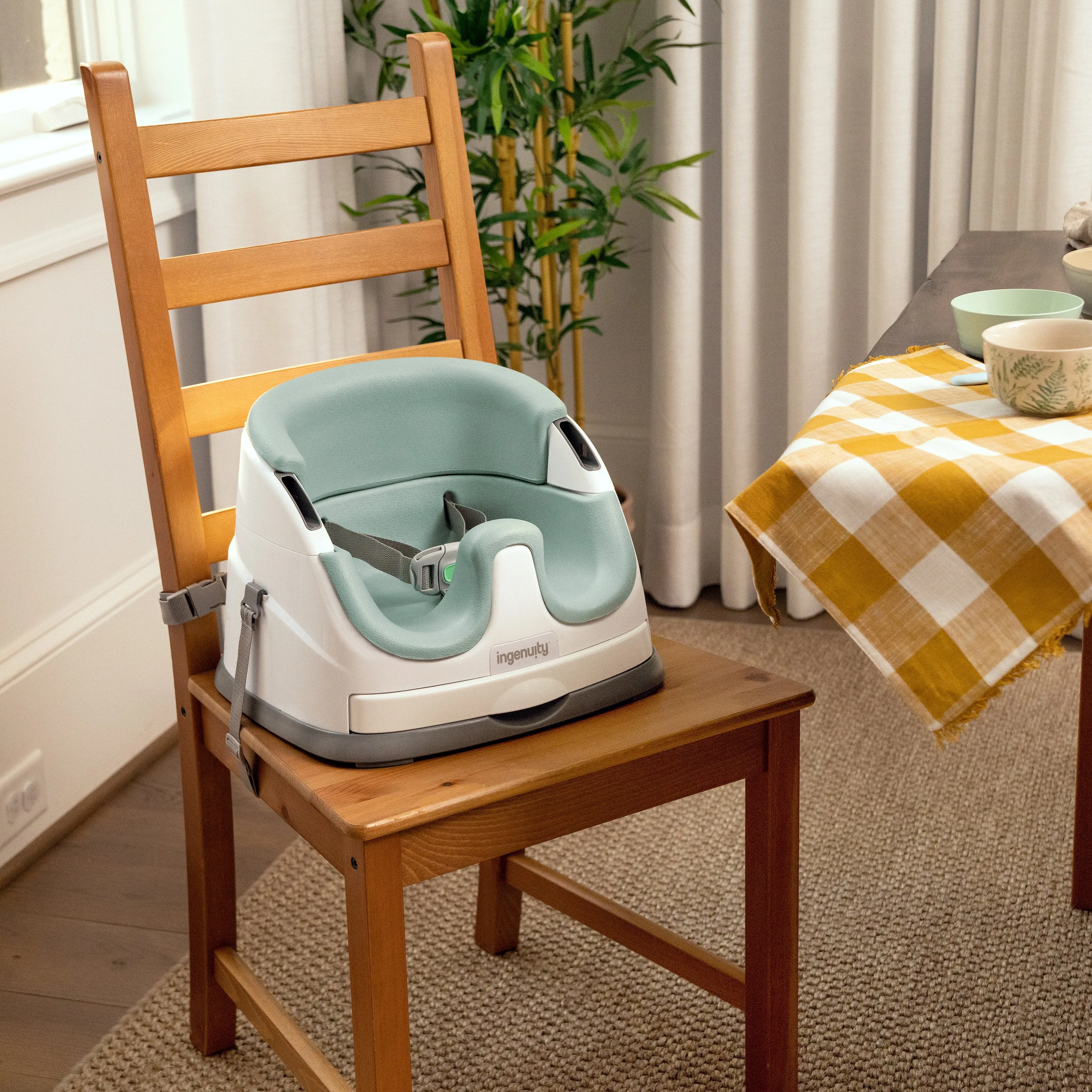 Ingenuity Baby Base 2-in-1 Booster Feeding and Floor Seat, Mist