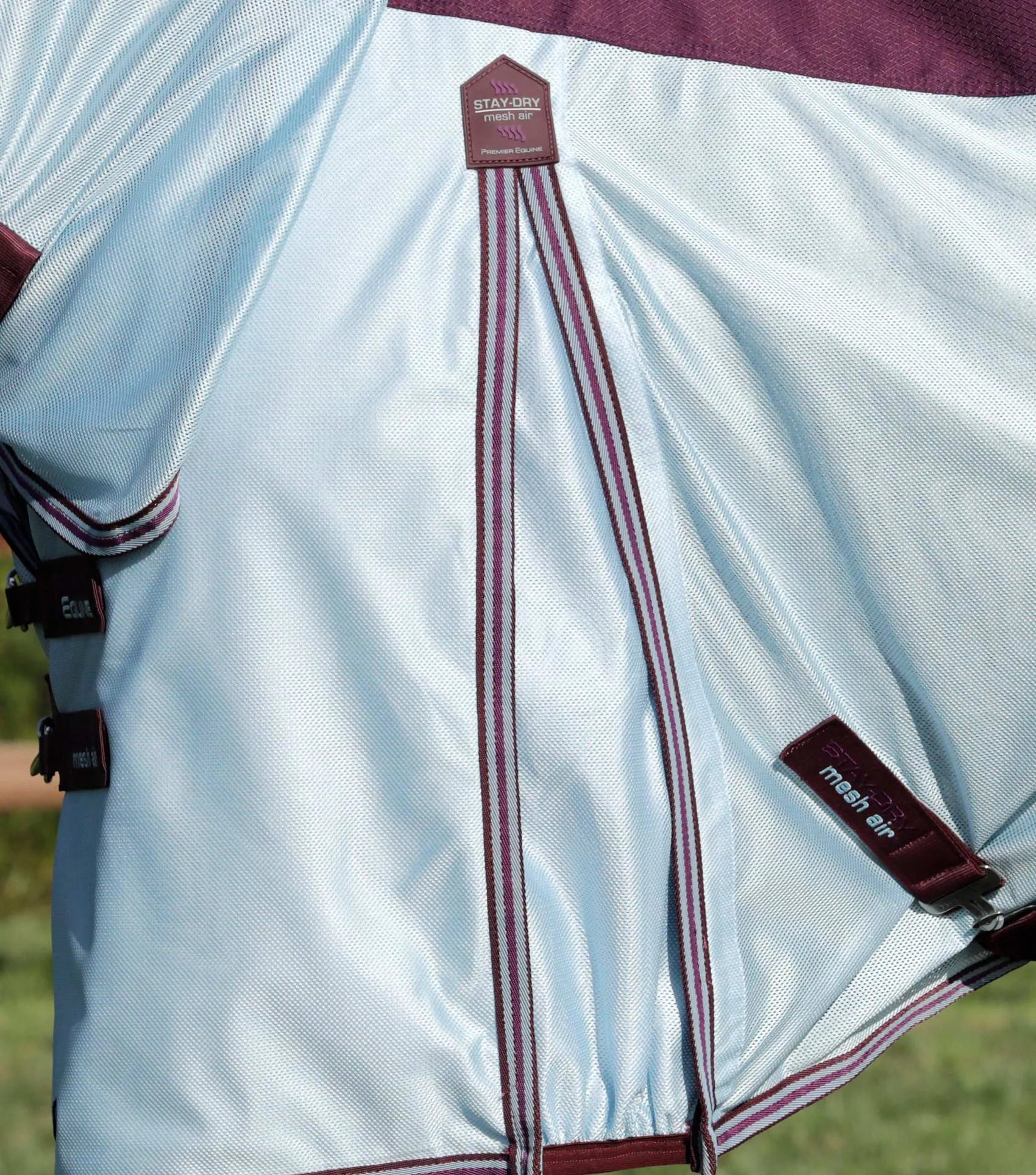 Stay-Dry Mesh Air Fly Rug with Surcingles Wine